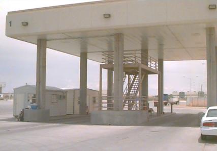 Photo of Inbound safety inspection checkpoint beside Primary on the U.S. side, showing an open central staircase.