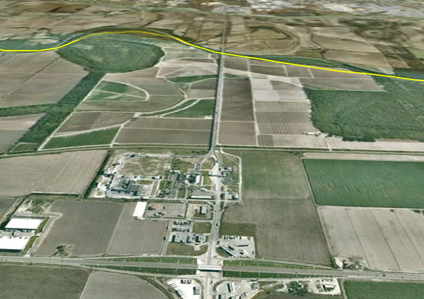 Figure 13. Photo. Aerial view of Pharr-Reynosa International Bridge looking south from US 281. This photo shows an aerial view of the Pharr-Reynosa International Bridge looking south from US 281.