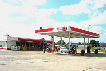 Conoco Service Station